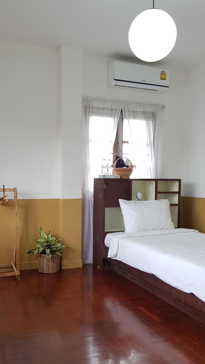 Hotel Doubletree House Chiang Mai Esterno foto
